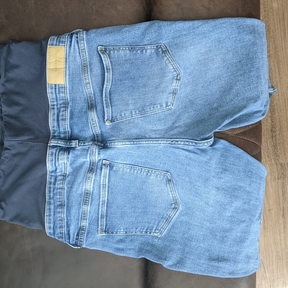 Maternity Jeans - Picture 6 of 7